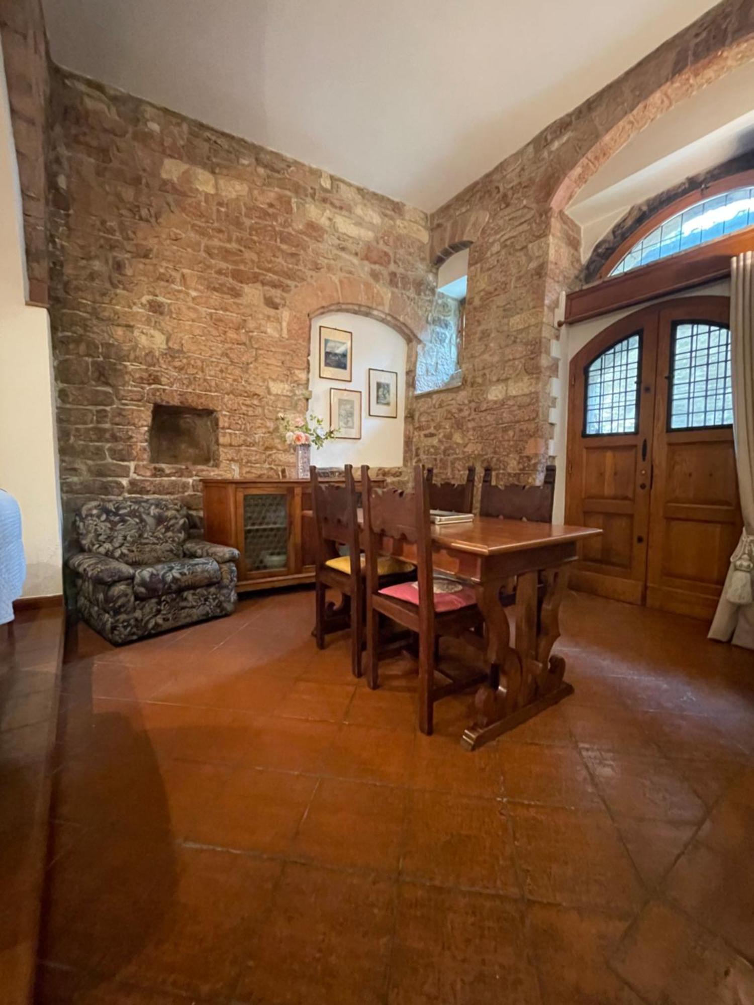 Happy House - Porta San Giacomo Apartment Assisi Luaran gambar